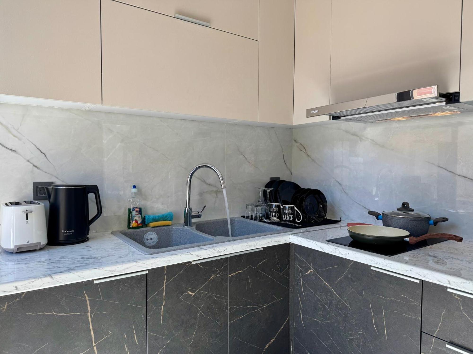 Spacious Apartment Near Monastiraki By Kozy Koala Athena Bagian luar foto